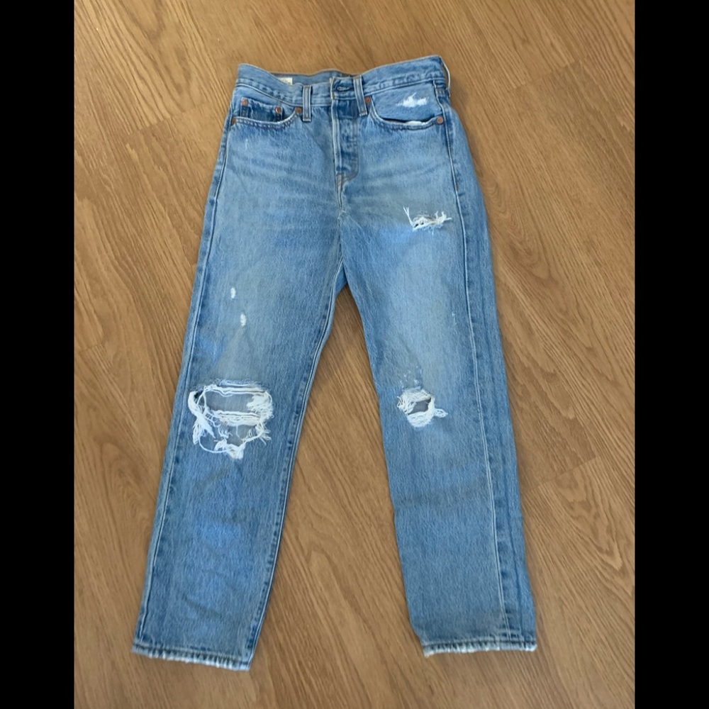 Levi’s High Rise Ripped Straight Leg Jeans